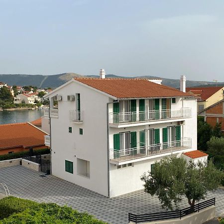 Apartments Pulic Жаборич Екстериор снимка