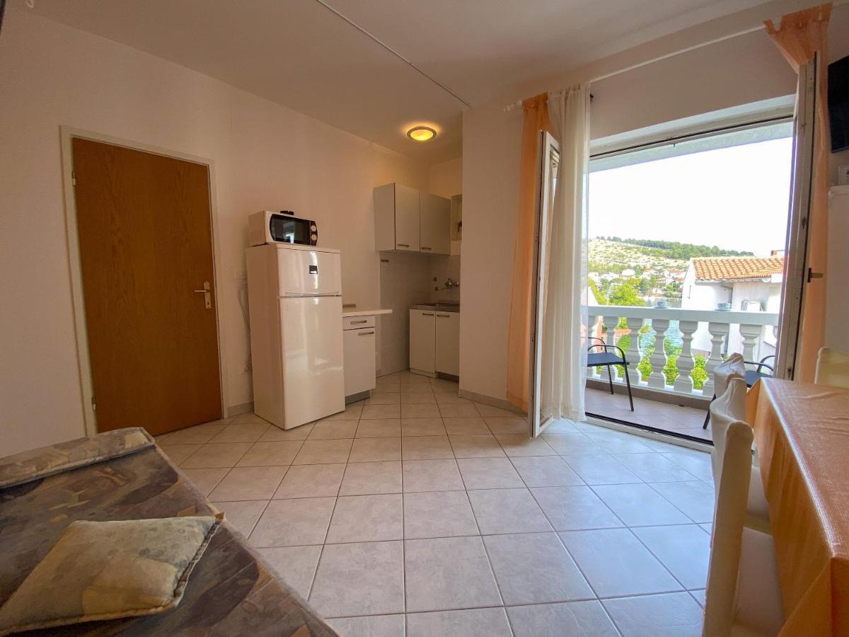 Apartments Pulic Жаборич Екстериор снимка