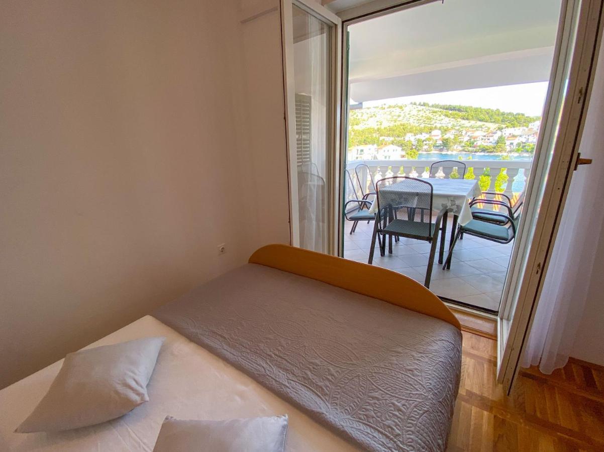 Apartments Pulic Жаборич Екстериор снимка