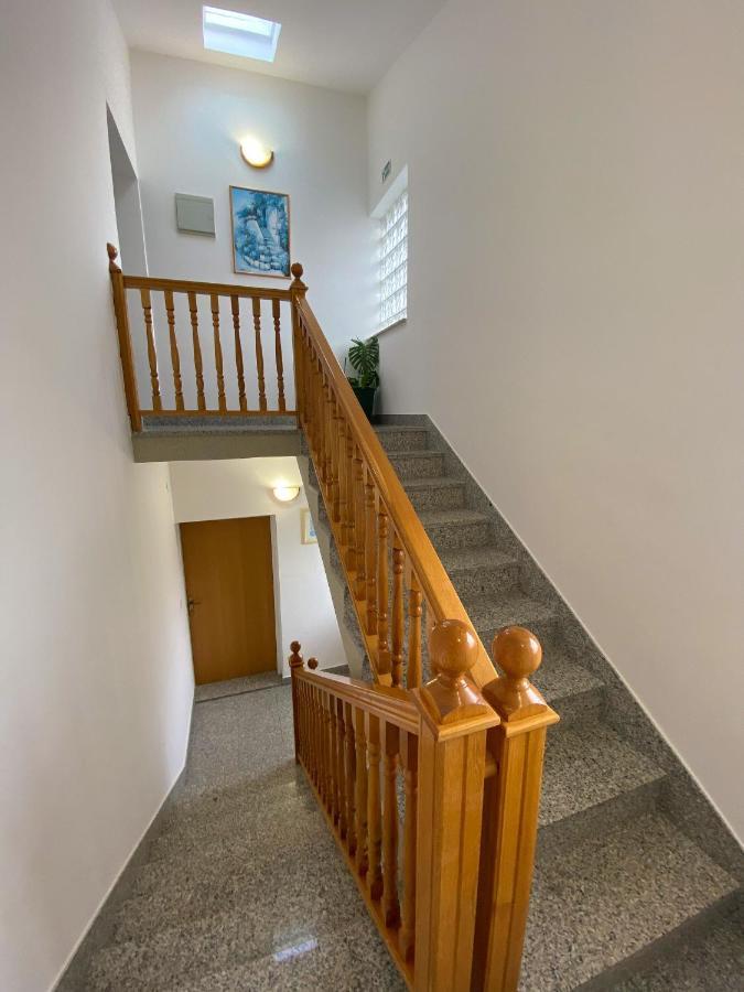 Apartments Pulic Жаборич Екстериор снимка