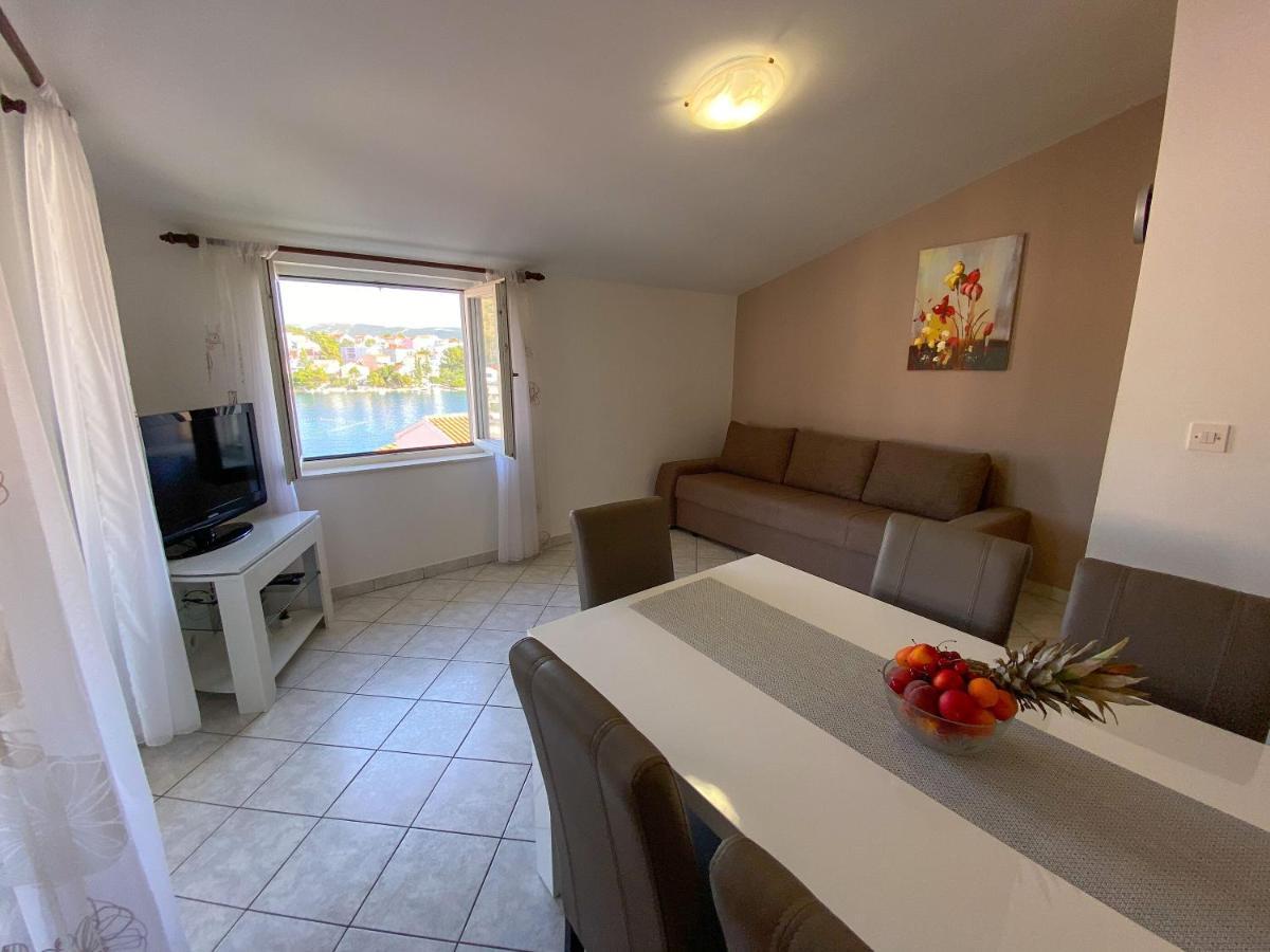 Apartments Pulic Жаборич Екстериор снимка