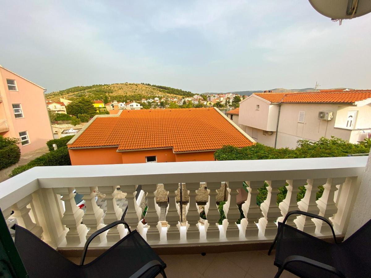 Apartments Pulic Жаборич Екстериор снимка