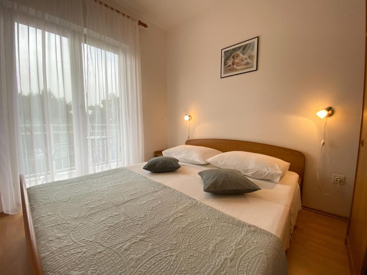 Apartments Pulic Жаборич Екстериор снимка